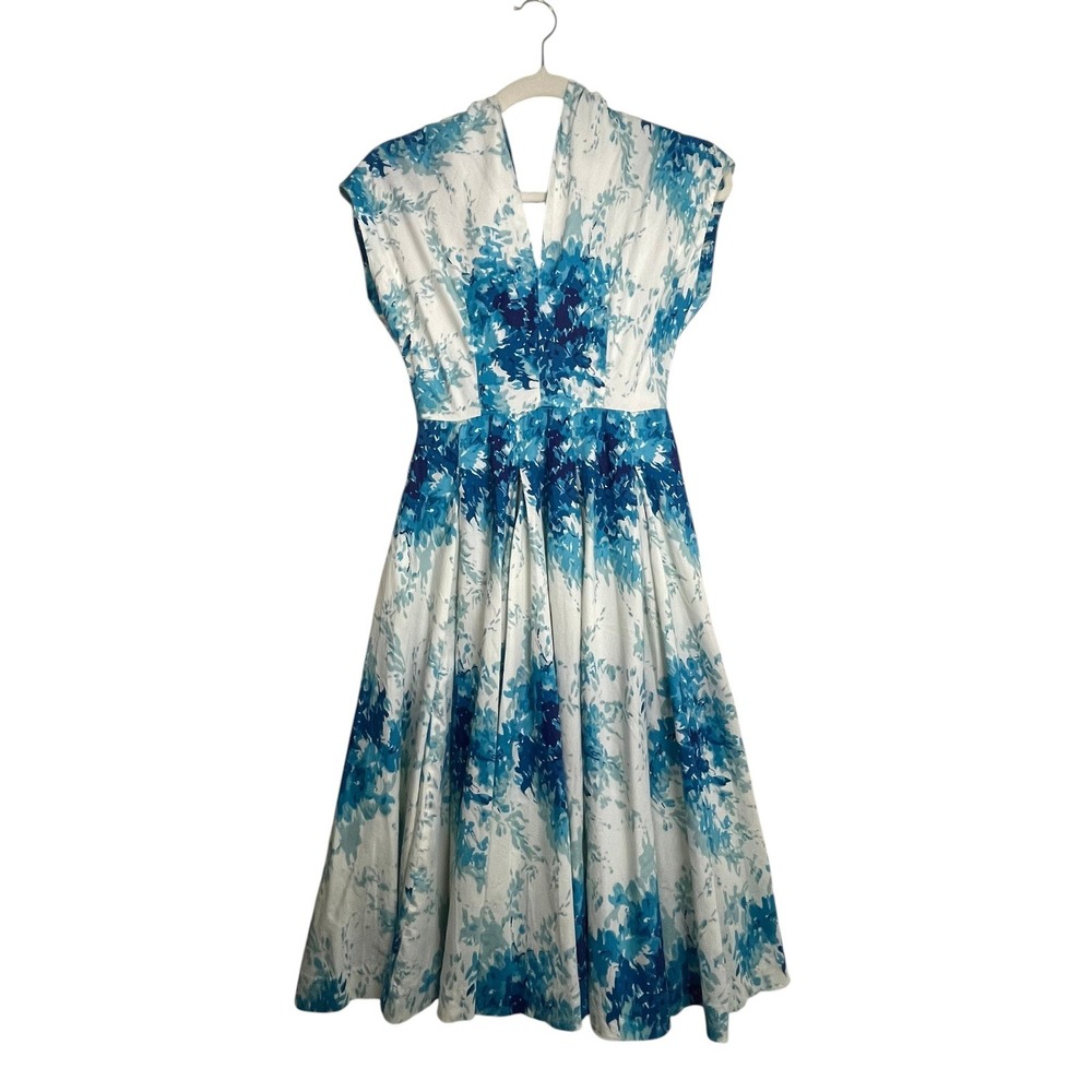 Maple 0P Blue White Hydrangea Floral Anthropologie Retro Fit and Flare Dress